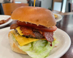 Bacon Cheeseburger