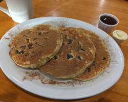 Cinnamon Raisin Pancakes